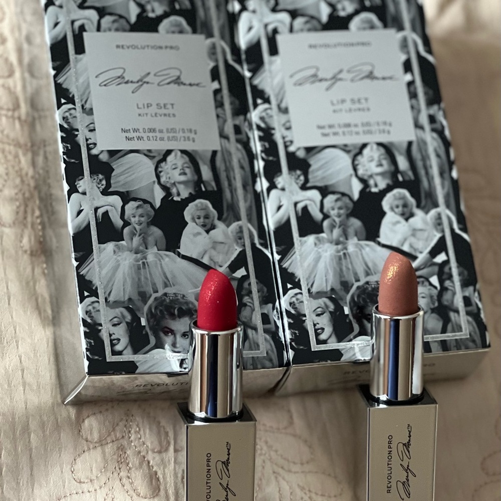 Revolution Beauty - Revolution Pro X Marilyn Monroe Lip Set Collab DISCONTINUED